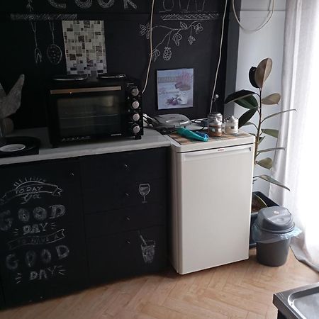 Comfy Studio Lamía Екстериор снимка